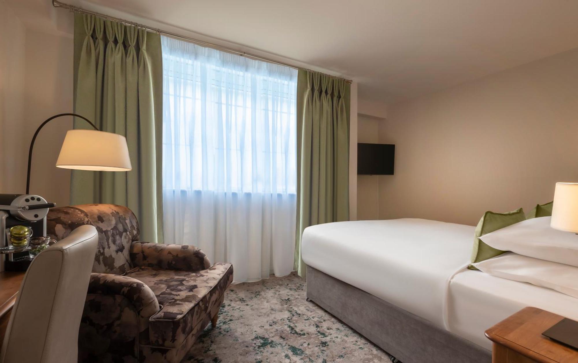 The House Hotel, An Ascend Hotel Collection Member Голуэй Экстерьер фото